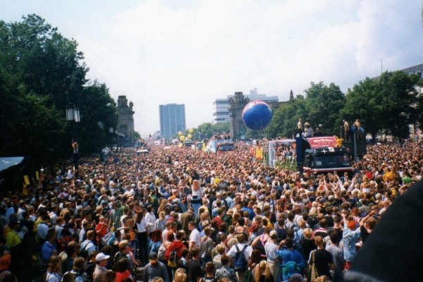 Berlino_Love_Parade_1997